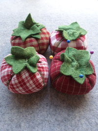 Tomato Pincushion in Red & White Homespun Cotton