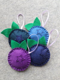 Set of 4 Blueberry Felt Ornaments DIY Kit 