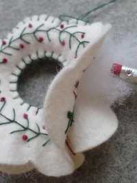 Wreath Felt Holiday Ornament DIY Kit 
