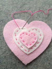 Set of 4 Valentine Hearts Felt Ornaments DIY Sewing Activity Kit 