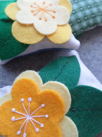 Lavender Sachet Hand Embroidered Pink, Yellow or Purple Felt Flower