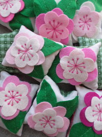 Lavender Sachet Hand Embroidered Pink, Yellow or Purple Felt Flower