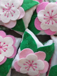 Lavender Sachet Hand Embroidered Pink, Yellow or Purple Felt Flower