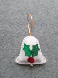 Bell Felt Holiday Ornament DIY Kit 
