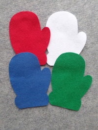 Set of 4 Mittens Felt Ornaments DIY Kit 