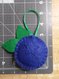 Blueberry Felt Holiday Ornament DIY Kit 