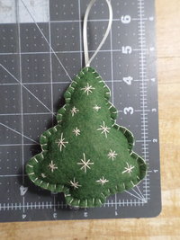 Heather Green Tree Felt Ornament