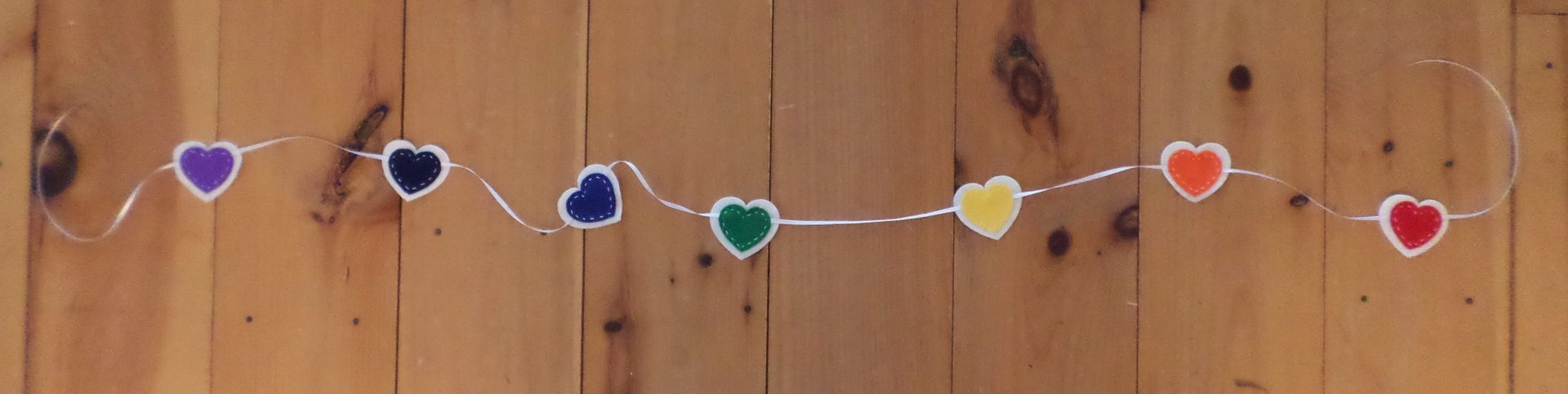 Valentine Hearts Felt Garland DIY Sewing Kit 