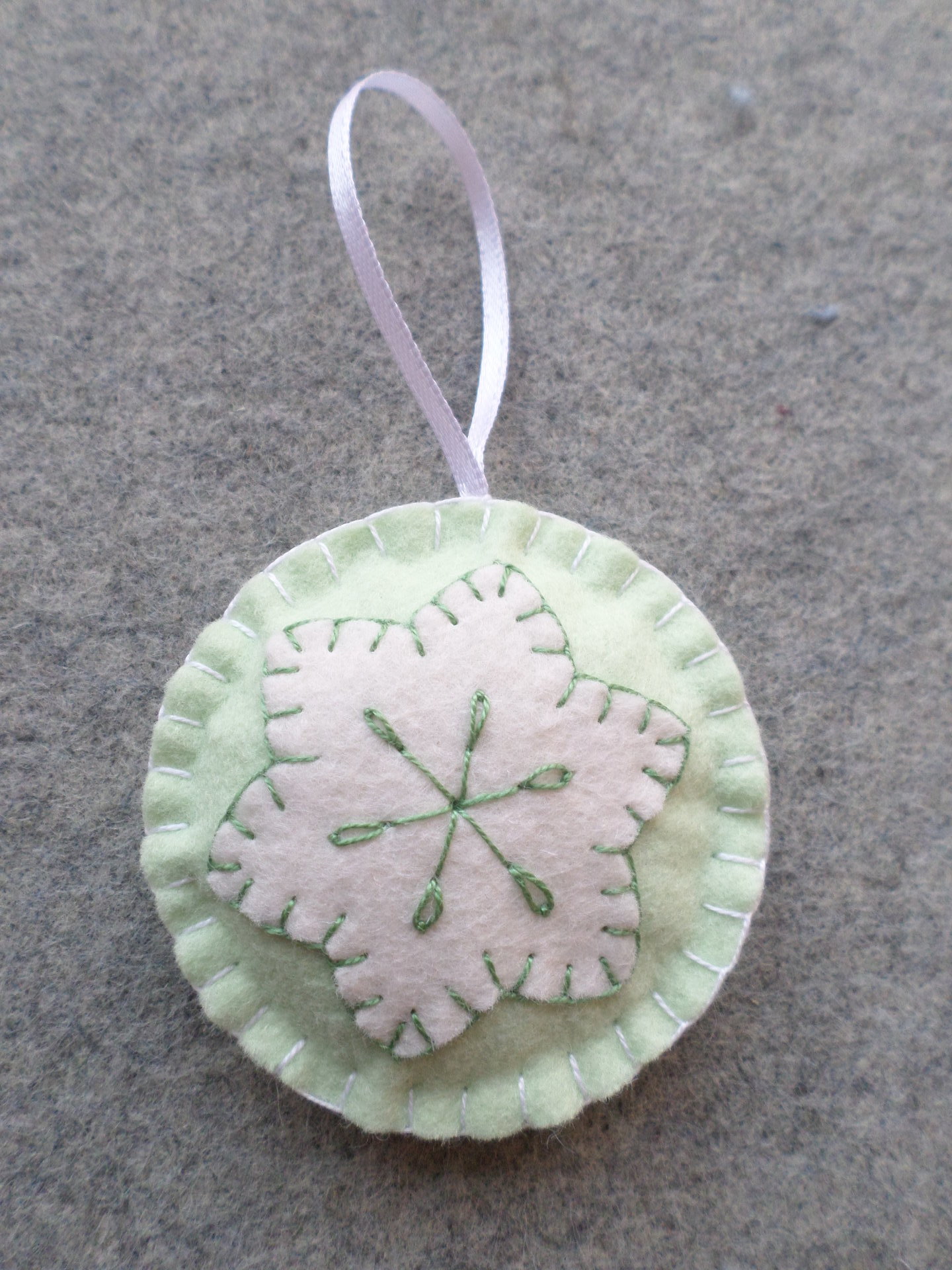 Pastel Ball Felt Holiday Ornament DIY Kit 