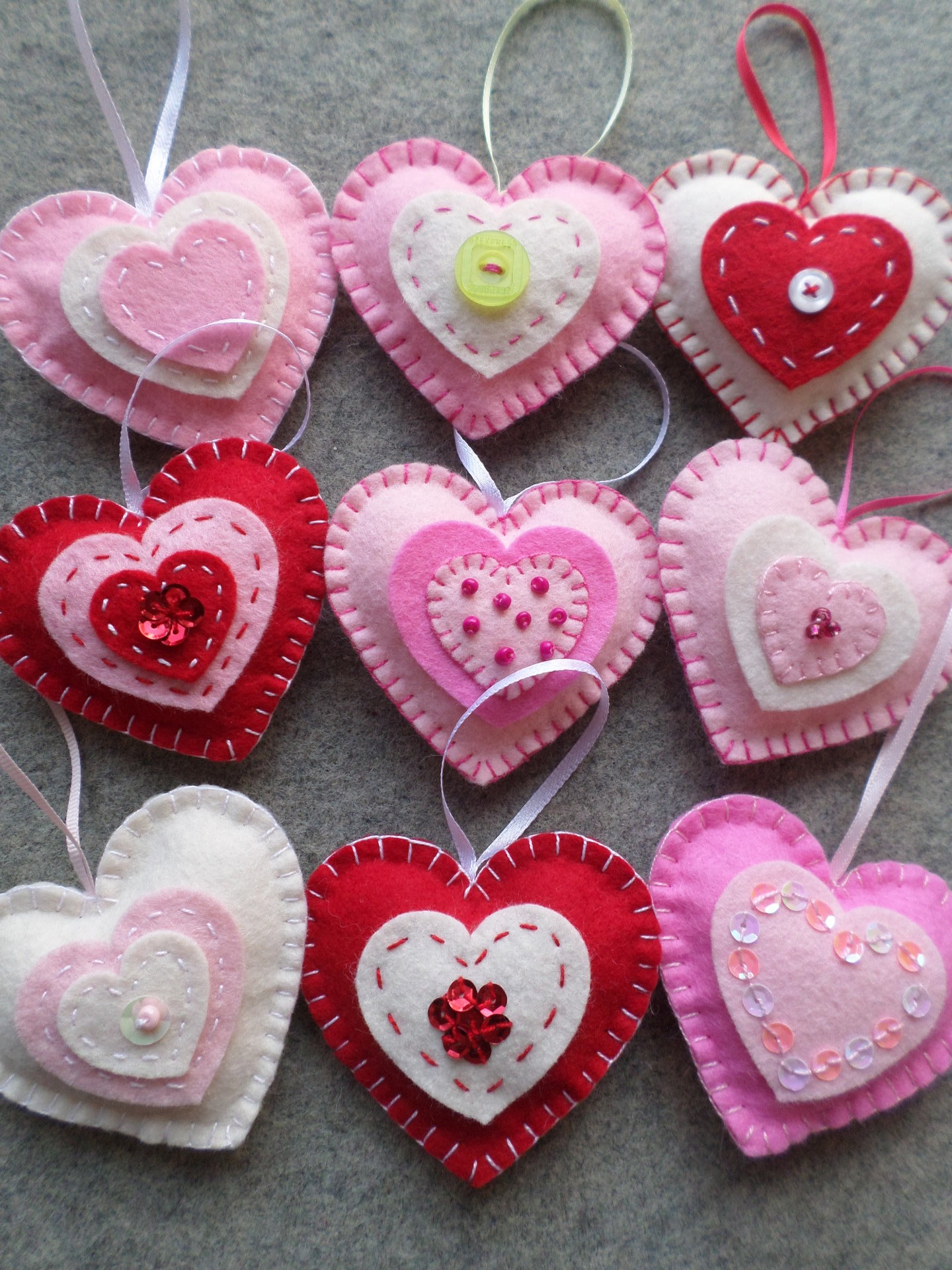 Set of 4 Valentine Hearts Felt Ornaments DIY Sewing Activity Kit 