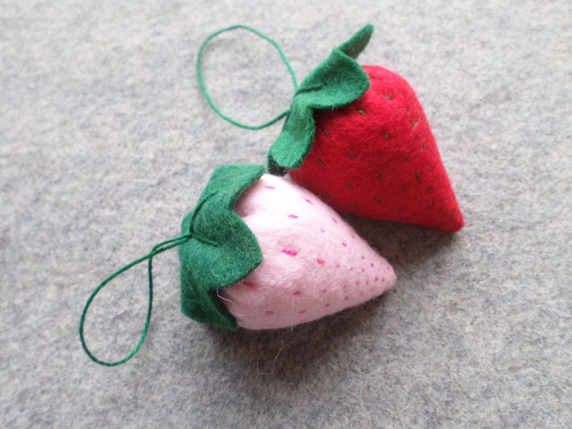 Strawberry Felt Holiday Ornament DIY Kit 
