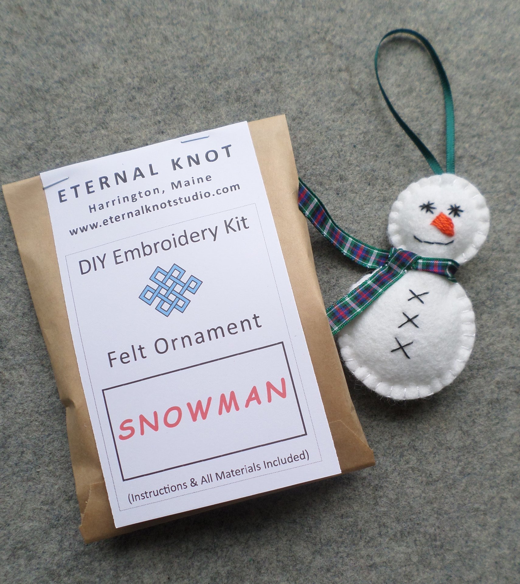 Snowman Felt Holiday Ornament DIY Kit 