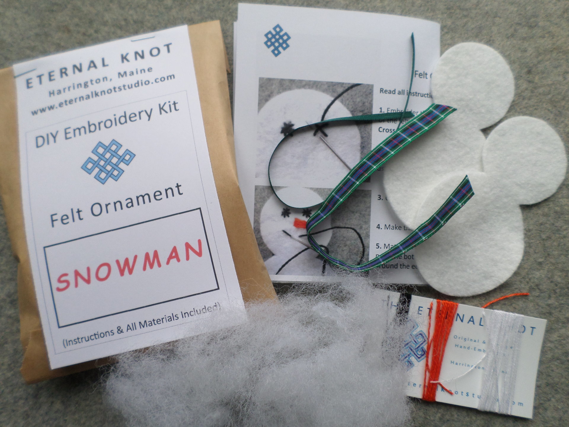Snowman Felt Holiday Ornament DIY Kit 