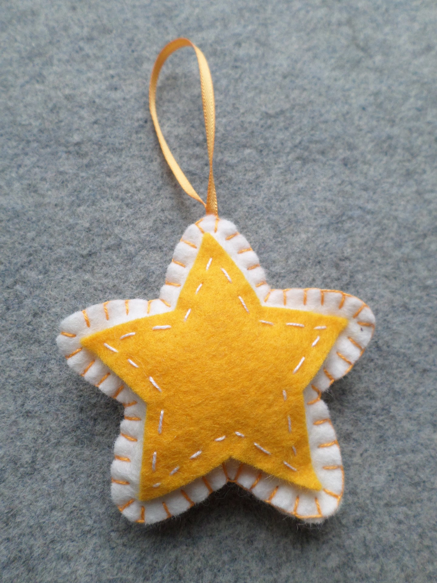 Star Felt Holiday Ornament DIY Kit 