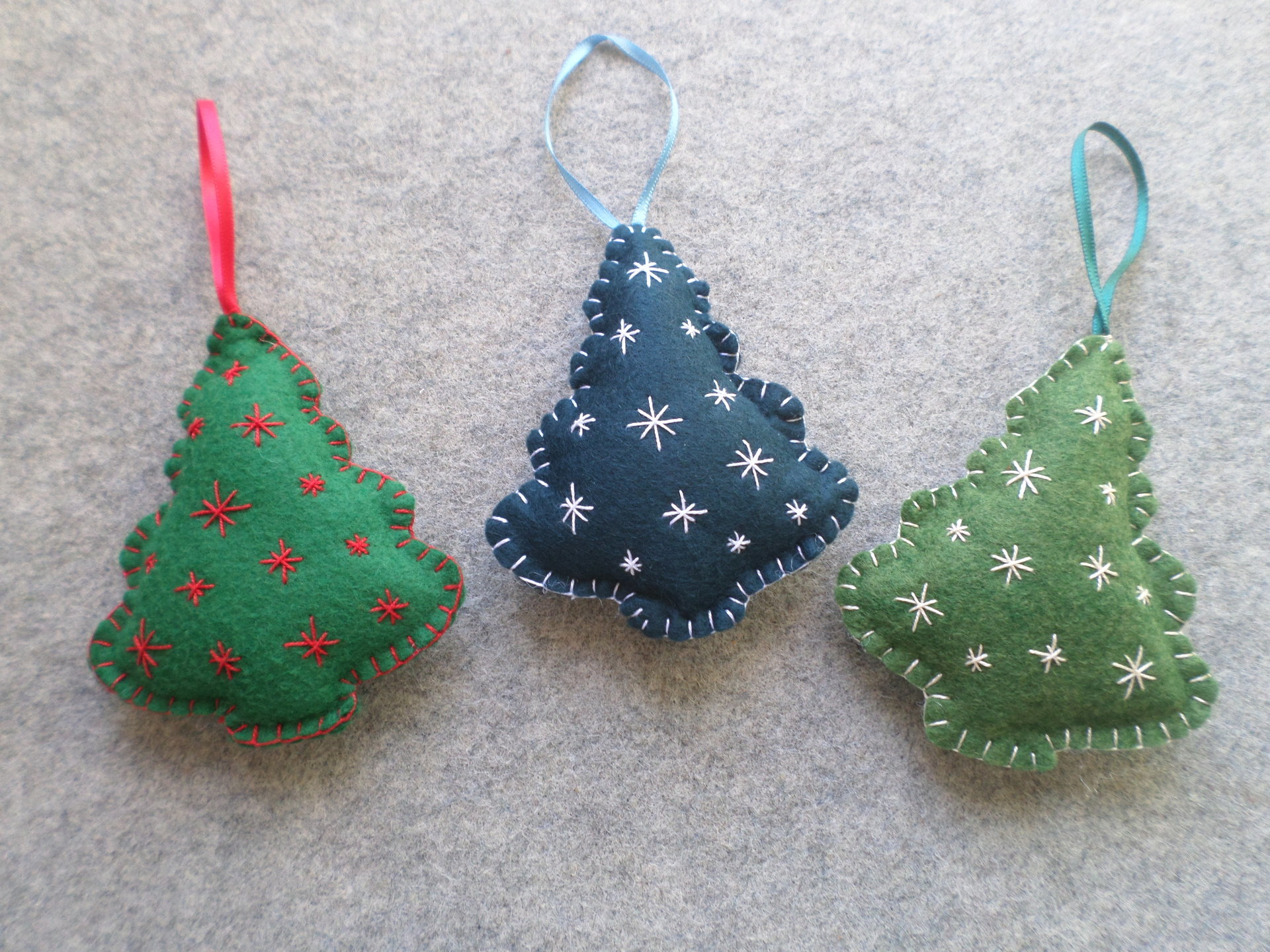 Tree Felt Holiday Ornament DIY Kit 