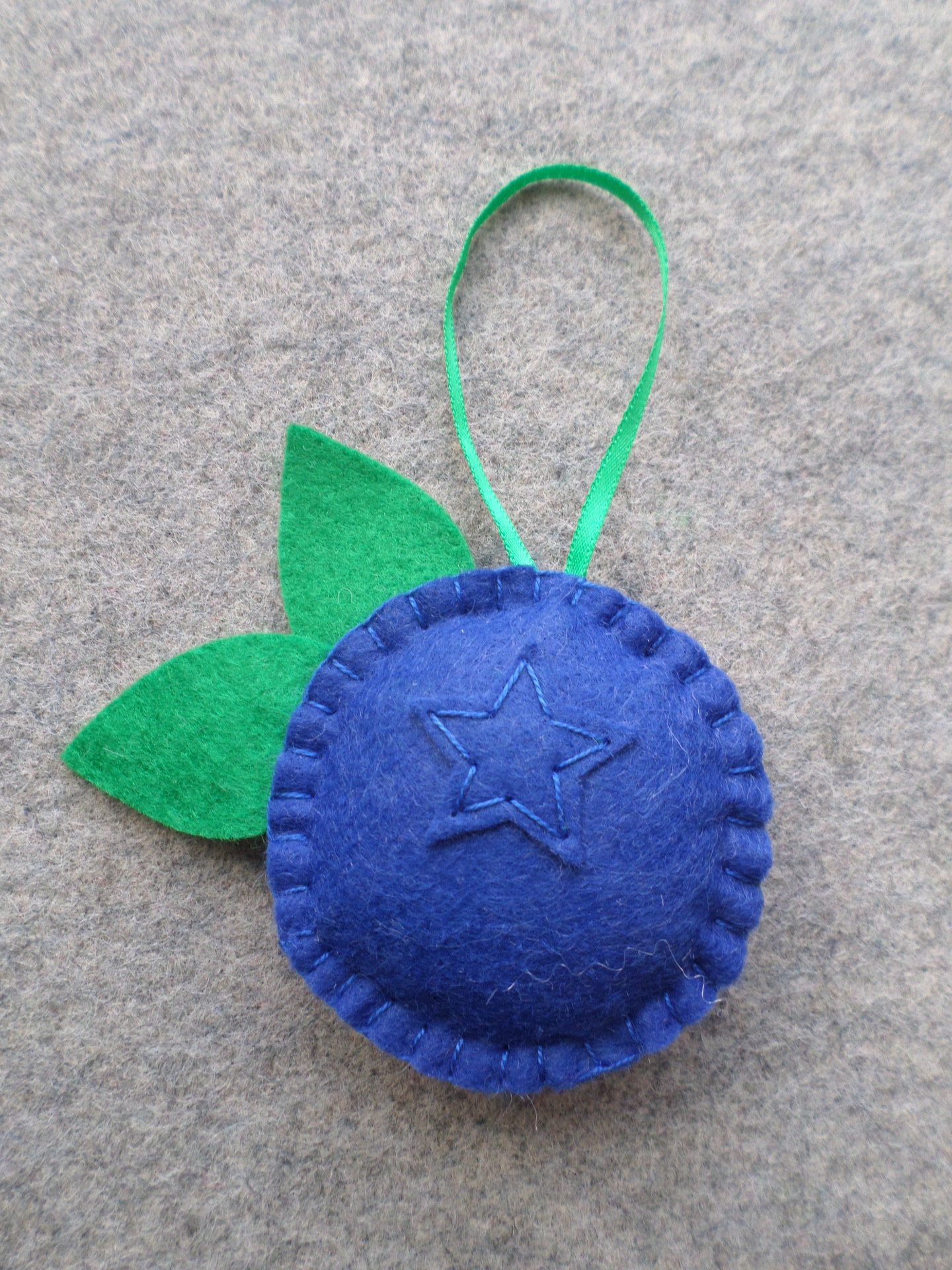 Blueberry Felt Holiday Ornament DIY Kit 