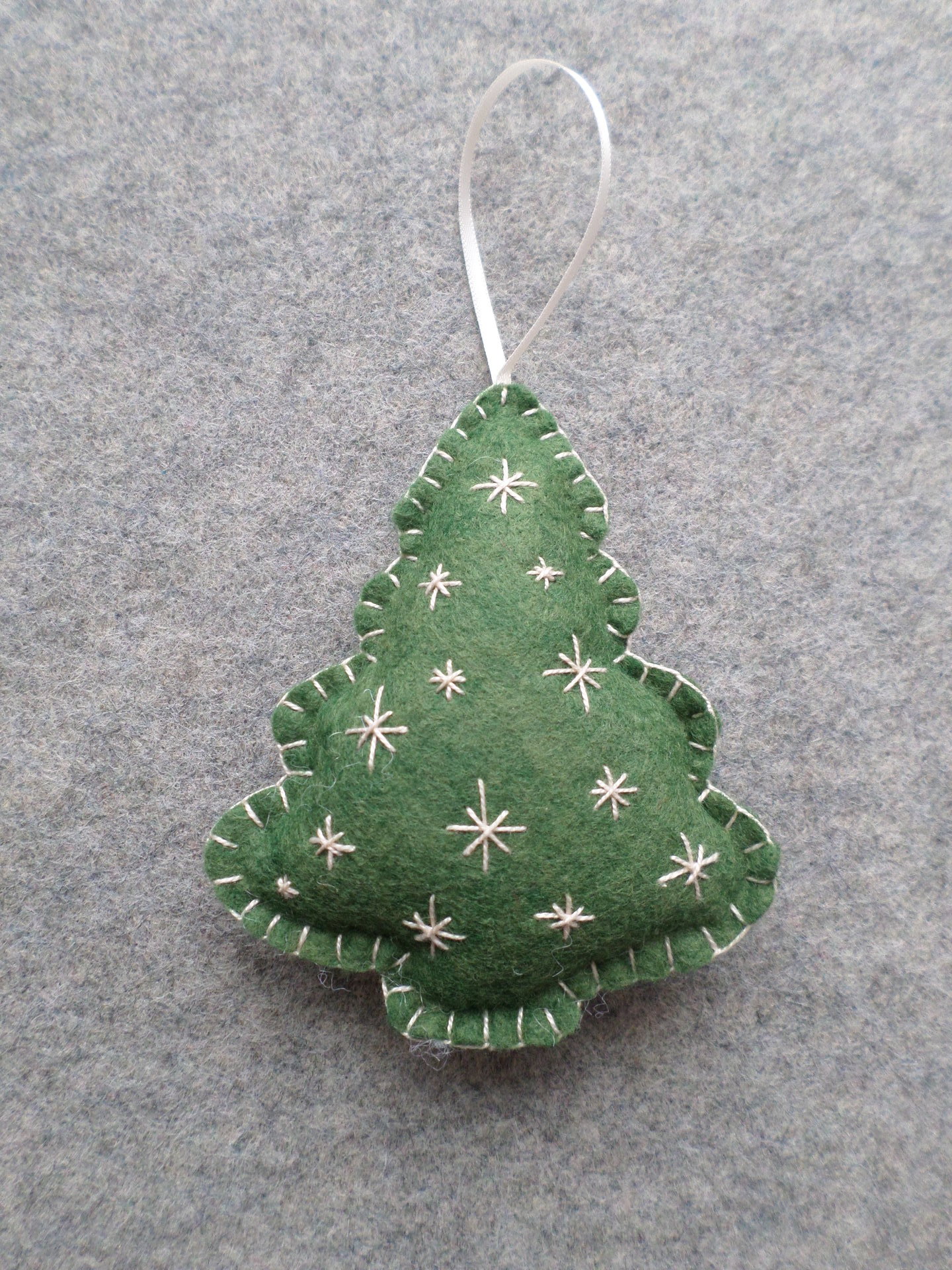 Heather Green Tree Felt Ornament