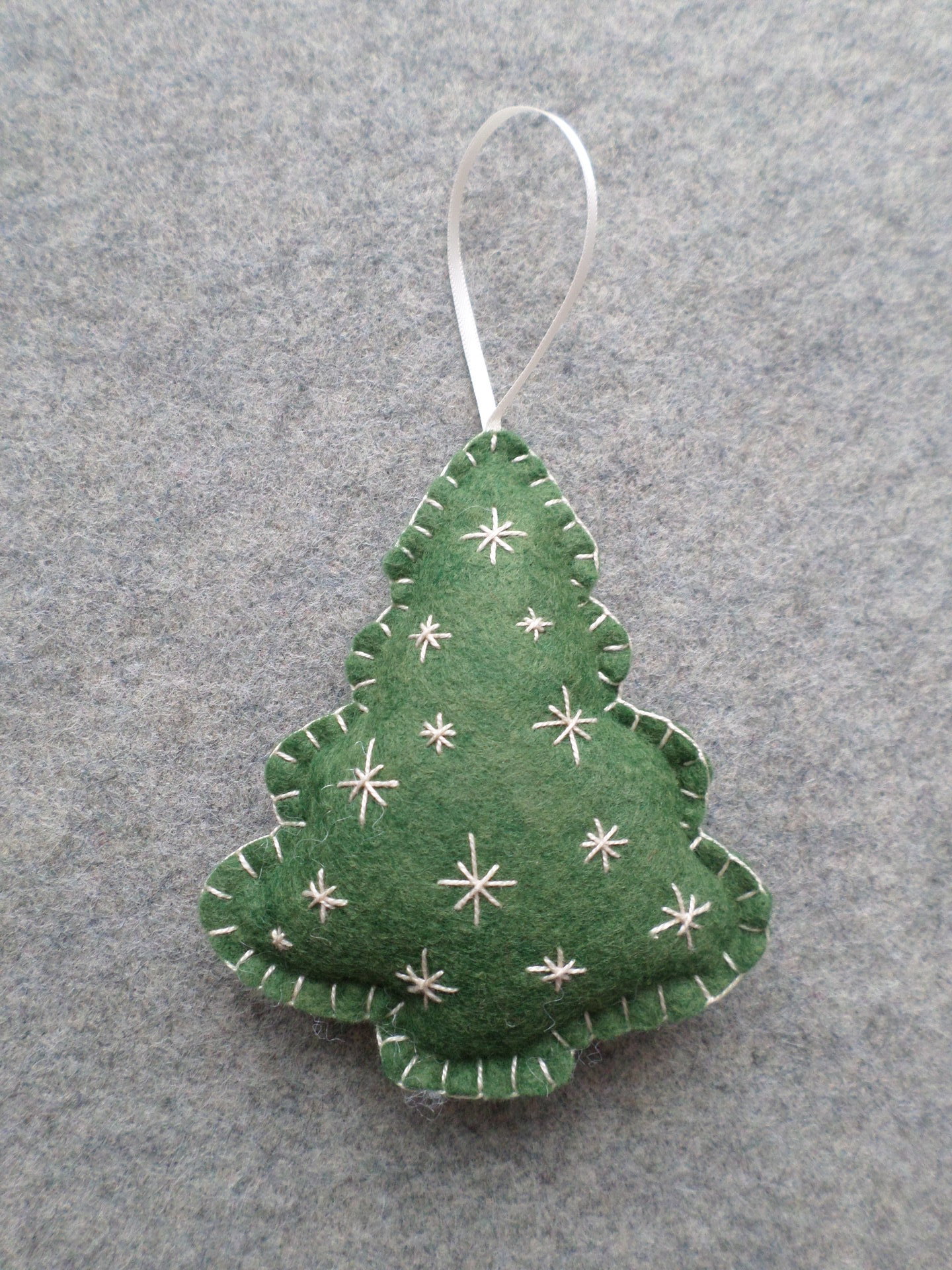 Heather Green Tree Felt Ornament