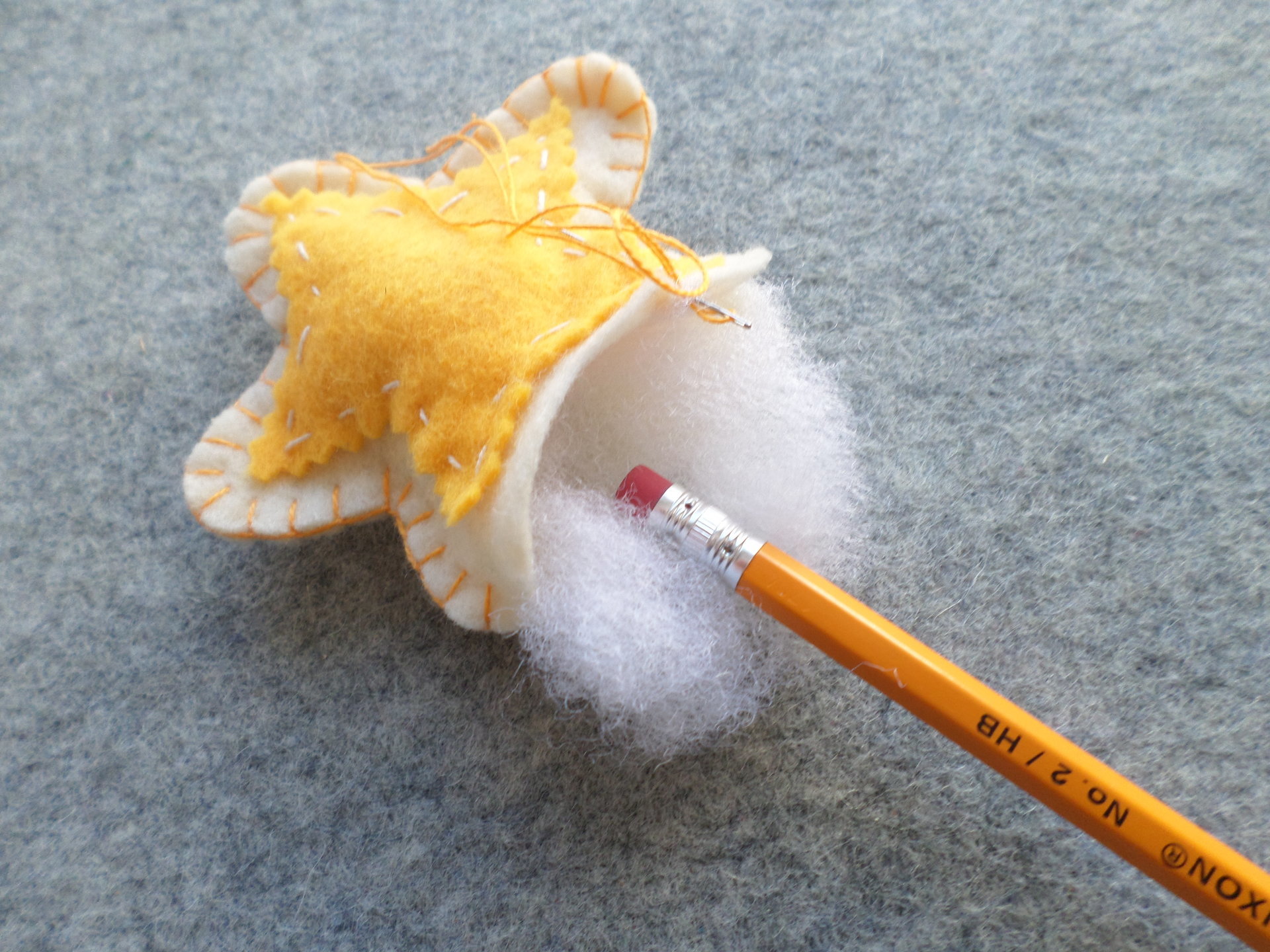 Star Felt Holiday Ornament DIY Kit 