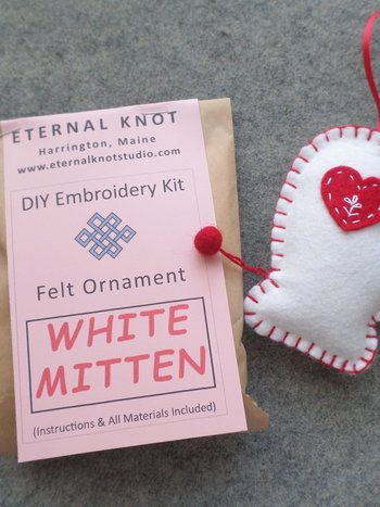  Mitten Felt Holiday Ornament DIY Kit 